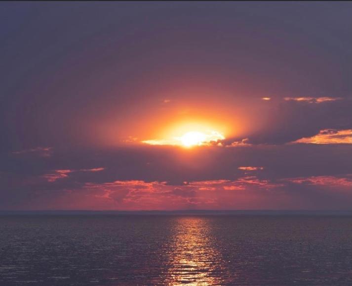 Gite De La Baie Hatee Bic Exteriör bild